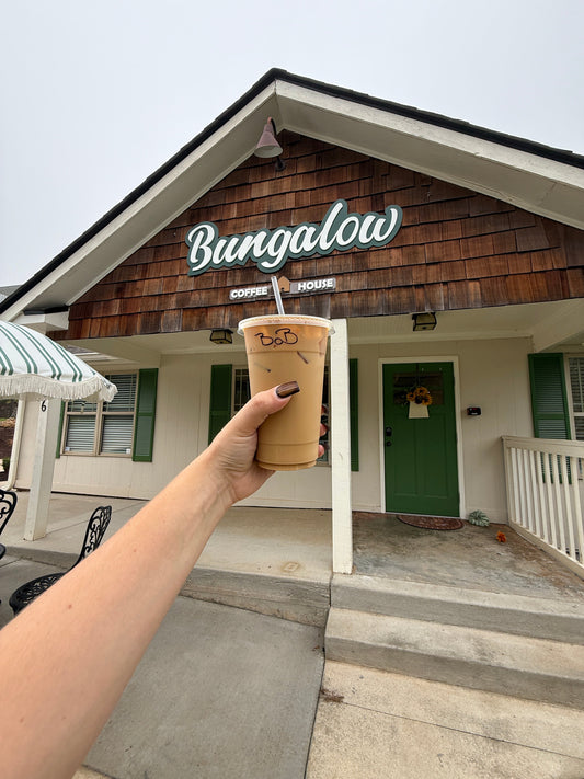 Secondhand & Sips: Oakwood, GA